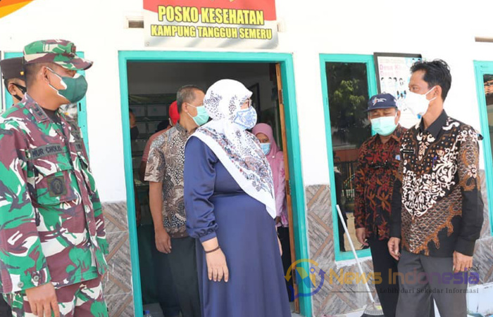 Foto: Wakil Bupati Sumenep, Hj. Dewi Khalifah, bersama jajaran Forkopimda, saat melakukan peninjauan lokasi yang dijadikan Rumah Isolasi Darurat Covid-19 (RIDC) dan Ruang Isolasi Terpadu Covid-19.