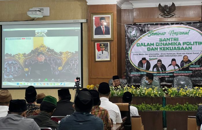 Foto: Seminar Nasional yang diselenggarakan Ikatan Alumni Annuqayah (IAA) Pusat, di Aula Kantor Bappeda Sumenep.