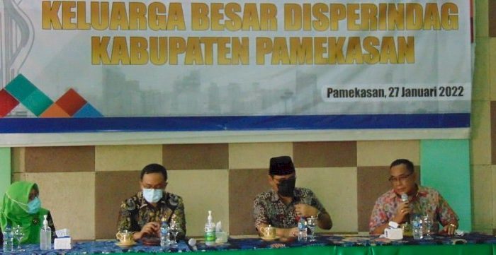Foto: Bupati Pamekasan Baddrut Tamam saat melakukan Safari.
