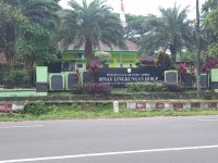 Foto: Tampak depan kantor Dinas Lingkungan Hidup (DLH) Pemkab Jember.
