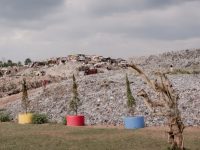 Tumpukan sampah di Tempat Pembuangan Akhir (TPA) Pakusari