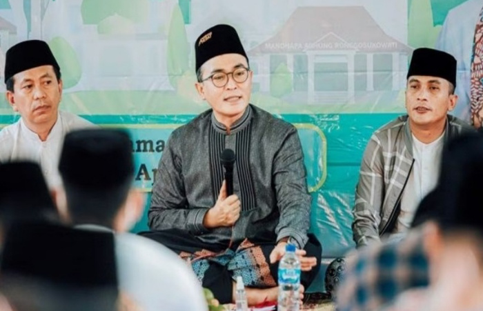 Foto: Bupati Pamekasan Baddrut Tamam melakukan safari ramadan di Kecamatan Batumarmar dan Pasean.