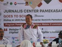 Foto: Muttaqin, Kepala Diskop UKM Pamekasan.