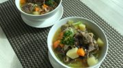 Foto: MakanKoe Java Lotus Hotel kembali berinovasi dengan menu baru Sop Buntut dan Sop Iga.