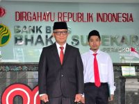 FOTO: Direktur Utama BPRS Bhakti Sumekar, Hairil Fajar, saat peringatan Hari Ulang Tahun ke-80 Kemerdekaan Republik Indonesia, di kantor pusat BPRS Bhakti Sumekar Perseroda.